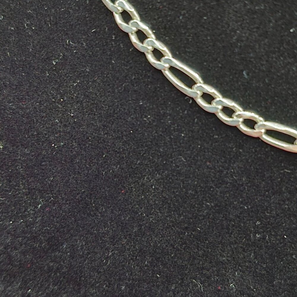 ✨ Classic Sterling Silver Figaro Chain ✨ - Picture 2 of 6